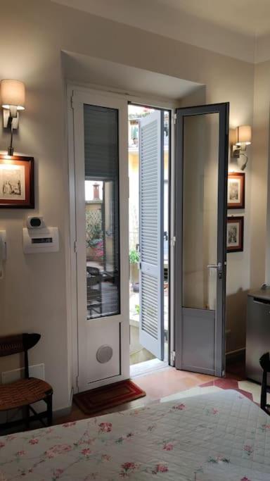 Monolocale Intimo Con Terrazzino Leilighet Milano Eksteriør bilde